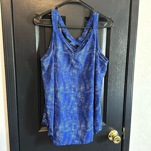 Blue and white tank